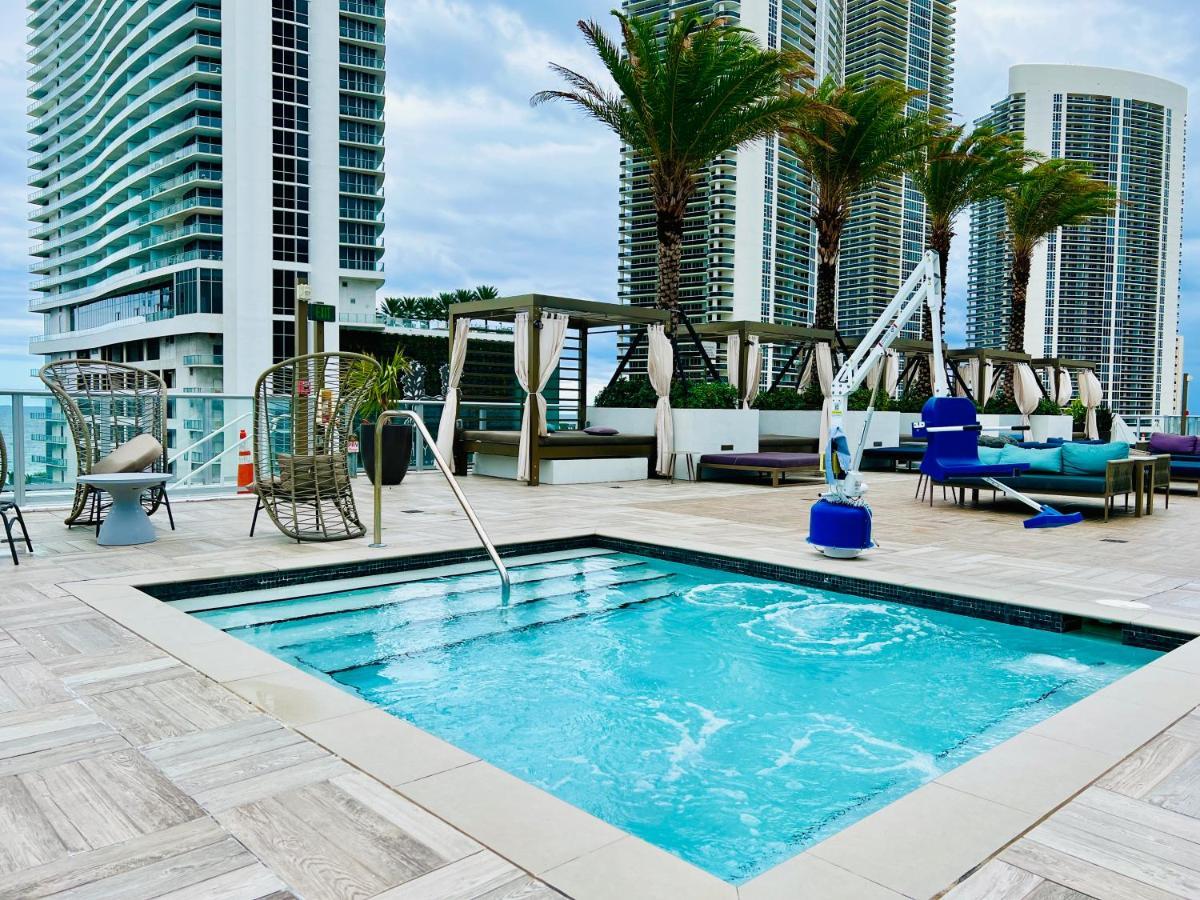 Hyde Beach House Three-Bedroom, Waterfront, Ocean And Intercostal View, Rooftop Pool, 5 Min Walk To Beach ハリウッド エクステリア 写真